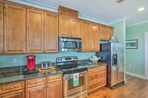 Apartamento Cheerful Condo With Community Pool And Boat Dock!