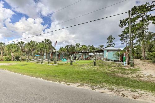 Kickin Back Shacks Steinhatchee Hideaway!