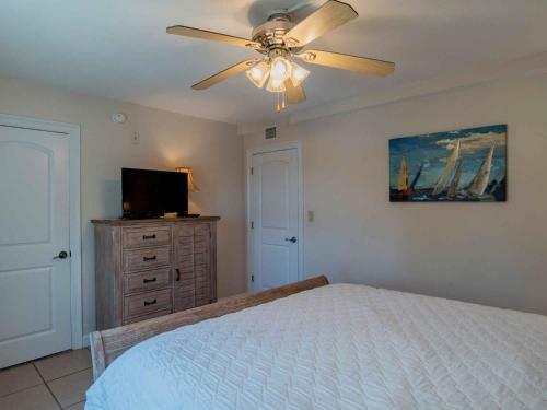 Apartamento Regency Towers #308 West