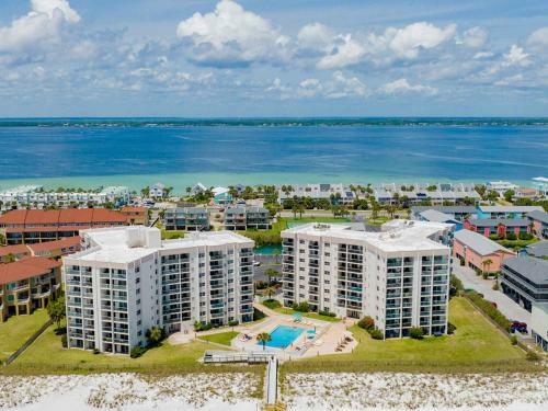 Apartamento Regency Towers #308 West