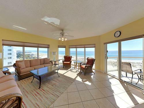 Apartamento Emerald Isle #401