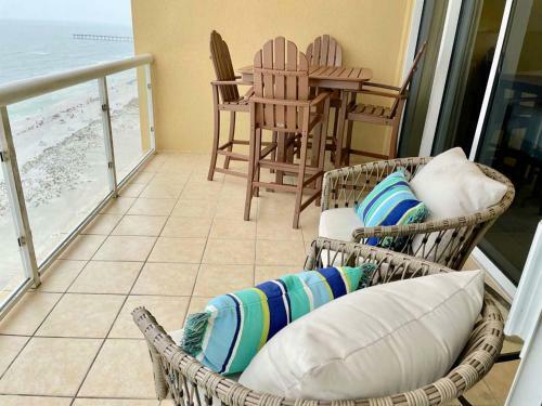 Apartamento Emerald Isle #1601