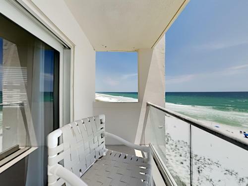 Apartamento Regency Towers #704 West