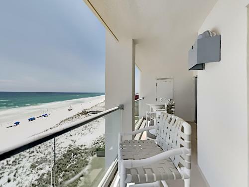 Apartamento Regency Towers #704 West