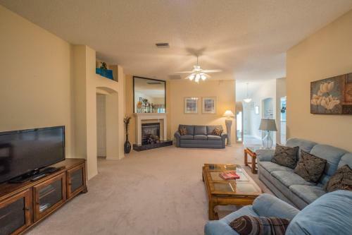 Carolina Court 1311