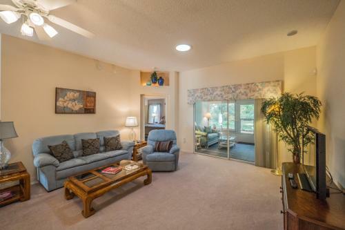 Carolina Court 1311