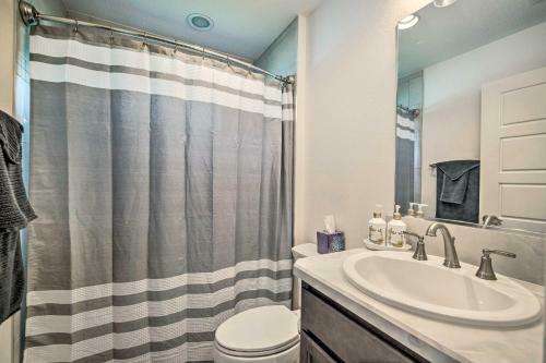 Adults-only Home In The Villages With Perks!