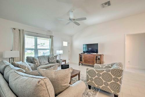 Adults-only Home In The Villages With Perks!