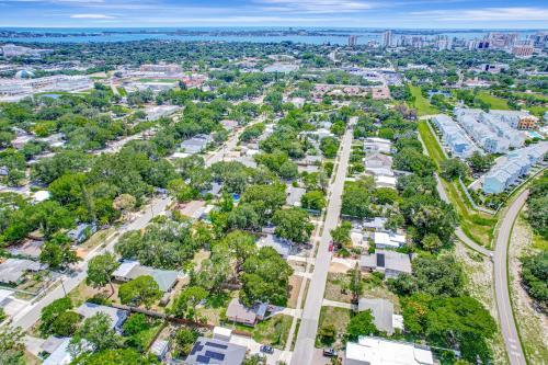 Central Sarasota Delight