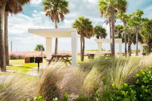 Siesta Villa Coralline - Charming Beach Villa On Siesta Key