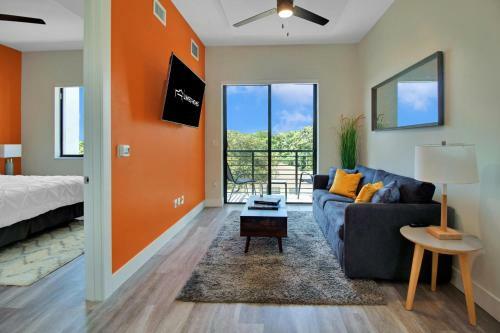 Apartamento Stylish Work And Play King Bed Mins From Dwntwn