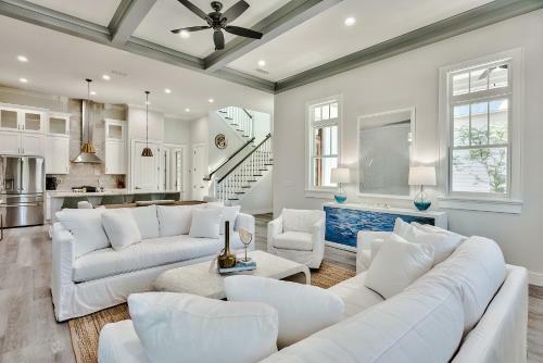 Grayton Beach, Brand New House! Walk To Beach! Two Pools