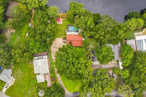 Hillsborough River Hideaway