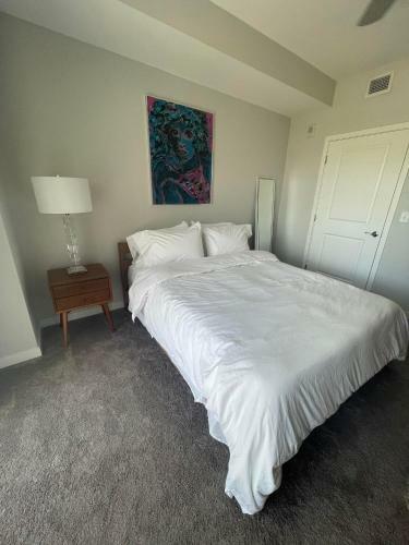 Downtown Harbour Island Oasis