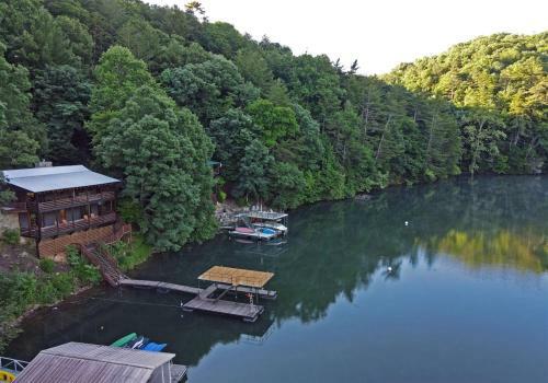 Around The Bend- Lake Blue Ridge