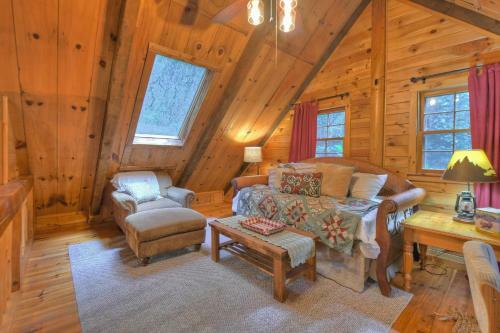 Bearfoot Bend Cabin In Blue Ridge