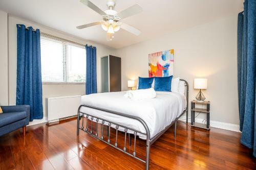 Downtown Atl Condo W Pool King Bed Lm1k2t