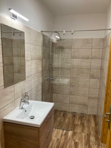 Apartamento Ubytov�n� ?mudla