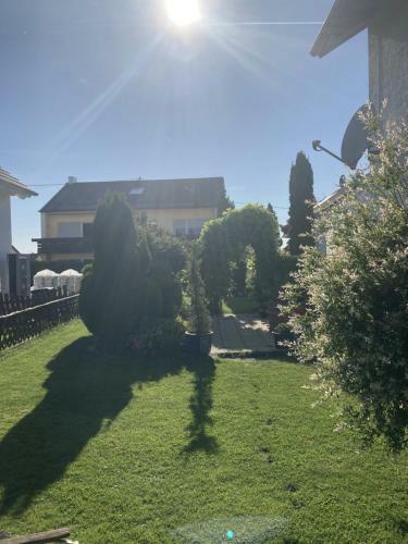Apartamento Sch�ne 80qm Ferienwohnung In Ruhiger Lage
