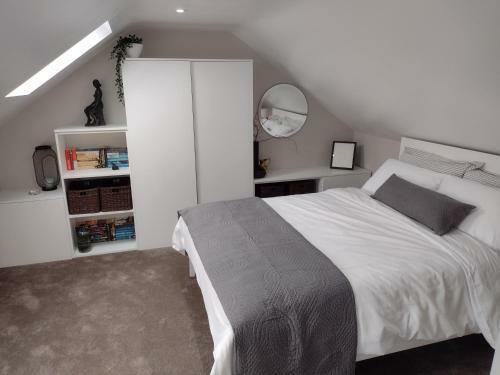Apartamento 1 Bed. Barn Conversion In Oxfordshire Countryside