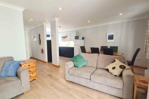 Primrose Cottage At Pendra Loweth