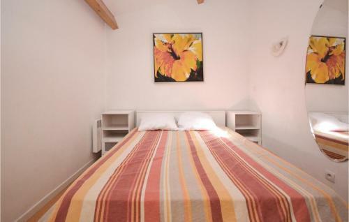 Two-bedroom Holiday Home In Calvisson