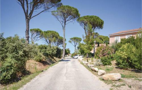 Two-bedroom Holiday Home In Calvisson