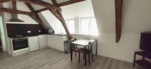 Apartamento Cambrai : C?ur Du Centre Ville