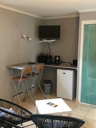 Bed & Breakfast Chez Anid�