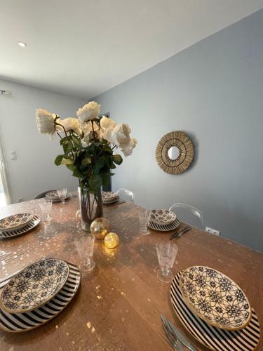 Belle Villa R�cente Pour 10 Personnes