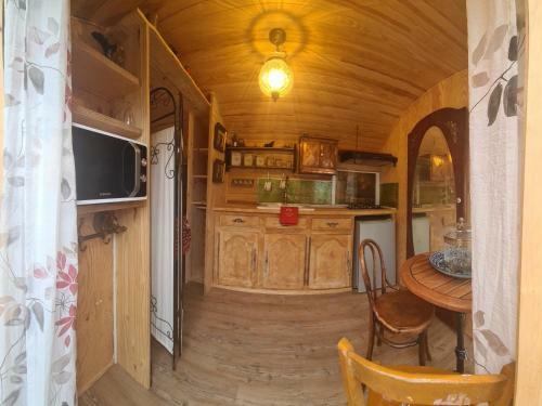 Lodge La Roulotte