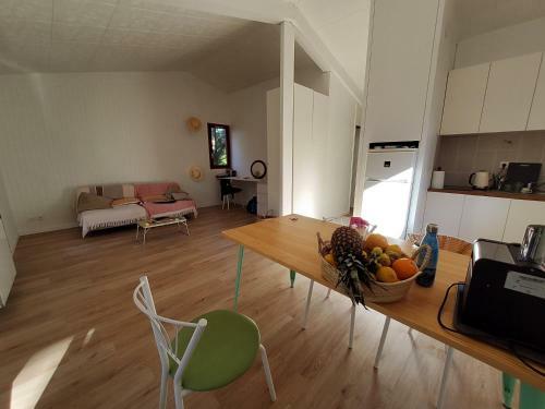Chalet Dans La Pin�de Entre Lac Et Oc�an