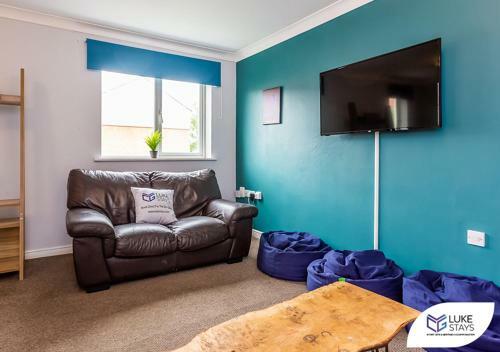 Apartamento ?stunning 5 Bed House ?wifi ?parking ?nr Stadium?