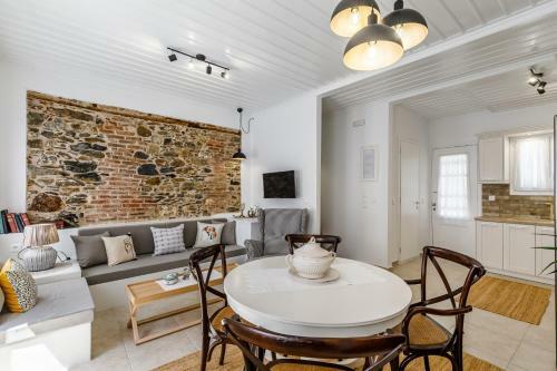 Skopelitian Relaxing House