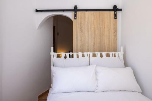 Apartamento Neotraditional House In Tinos For 4 Ppl