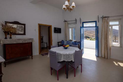 Apartamento Neotraditional House In Tinos For 4 Ppl