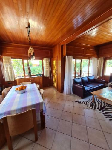 Varkiza Chalet