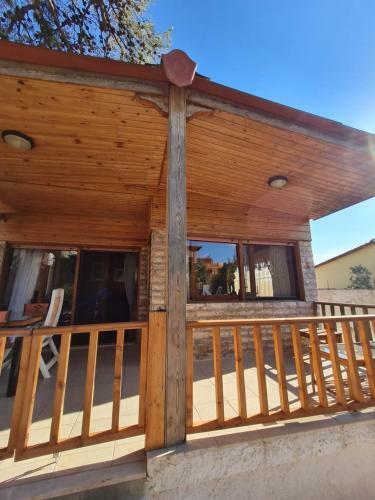 Varkiza Chalet