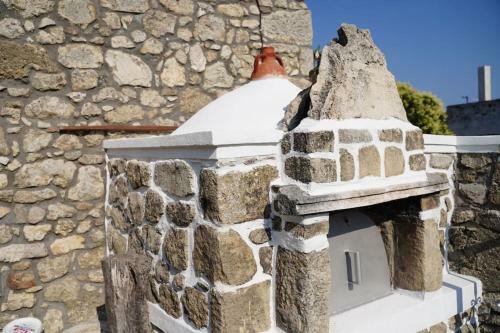 Traditional Creta Stone House In Serenity Village