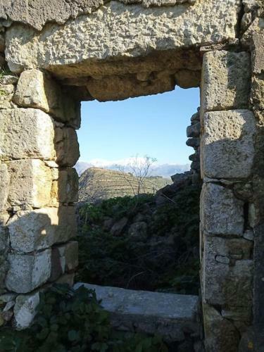 Traditional Creta Stone House In Serenity Village