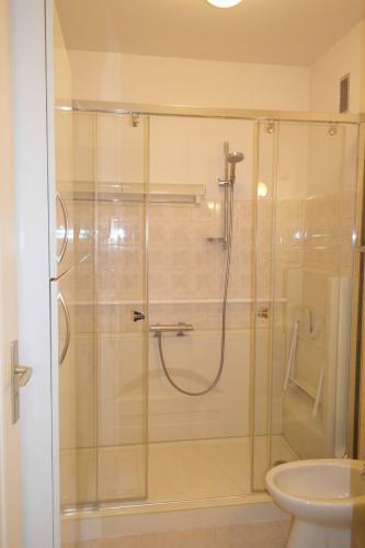 Apartamento Spacieux 2 Pi�ces Traversant, Adl Riviera