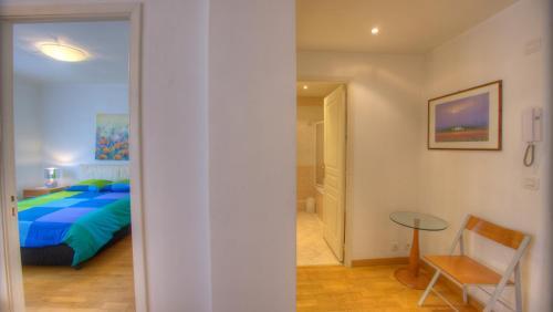 Apartamentos 2 Pi�ces 57 Rue D'antibes 2 �toiles