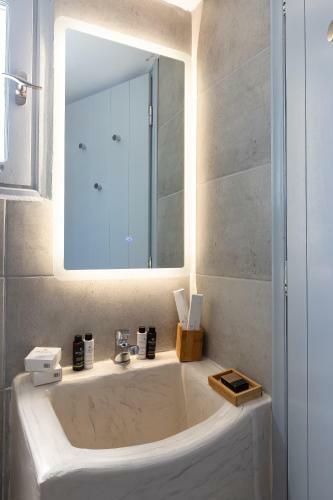Hotel Divino Suites