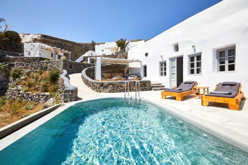 Villa El Verano Suites