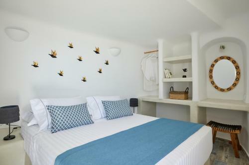 Villa El Verano Suites