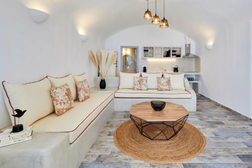 Villa El Verano Suites