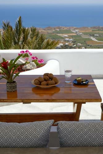 Villa El Verano Suites