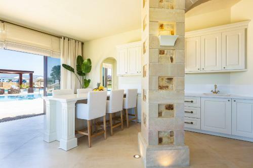 Villa Paralia Beachfront Residence