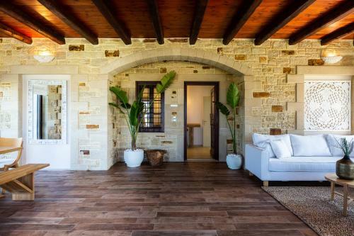 Villa Paralia Beachfront Residence