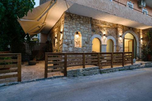 Teo Apartments